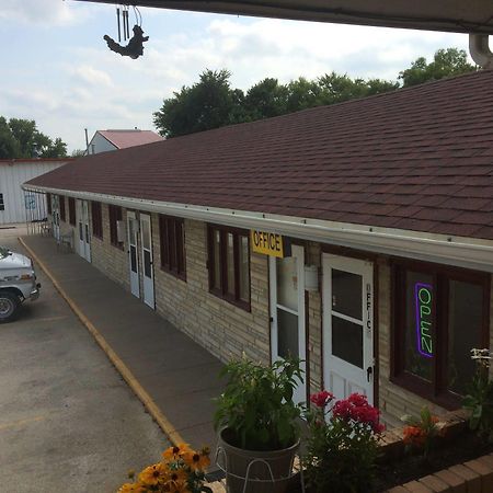 La Conne Motel Corning المظهر الخارجي الصورة
